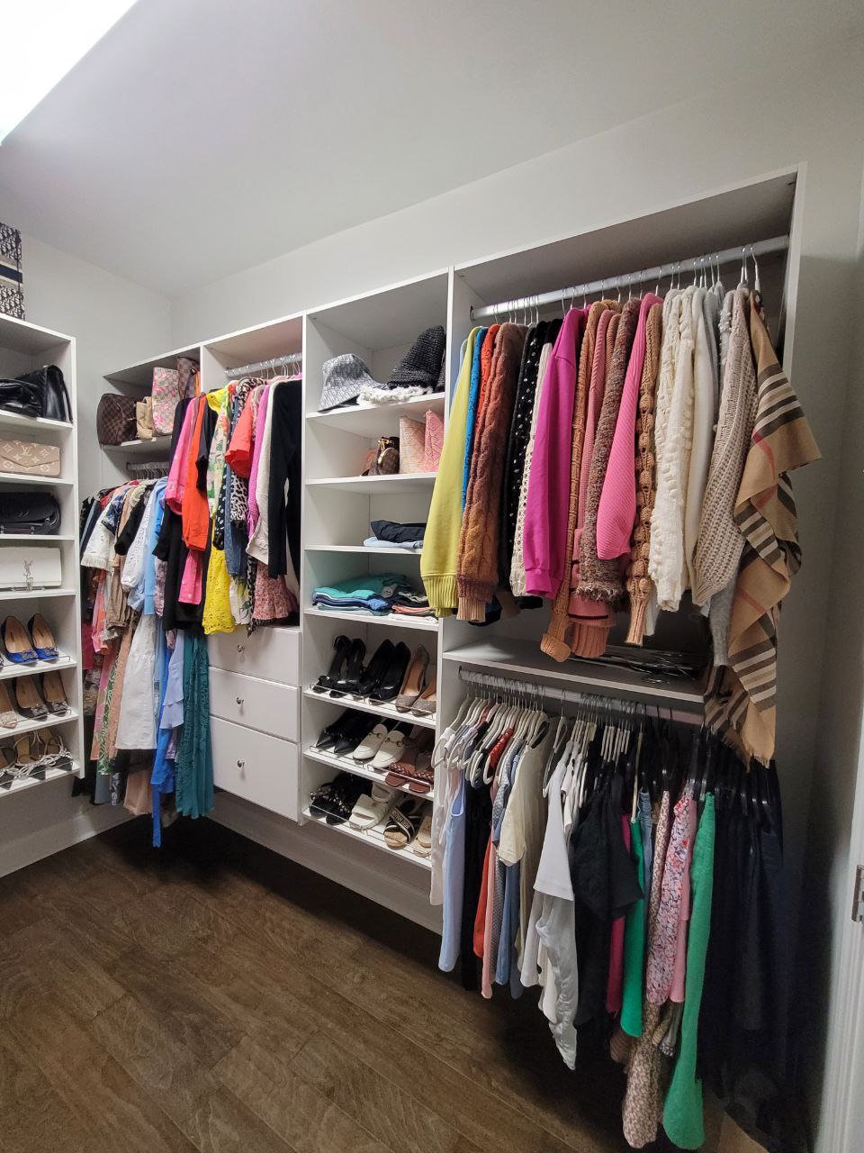 walk in closet 